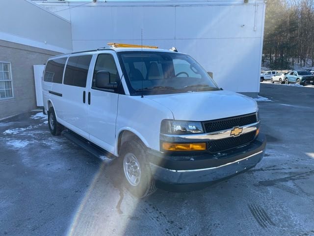 2025 Chevrolet Express Cargo Work Van - Photo 7