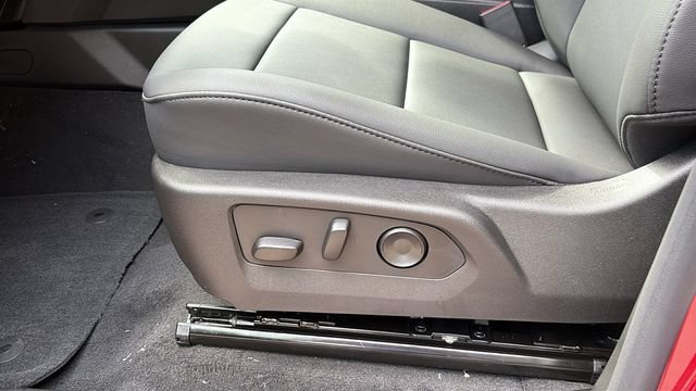 2026 Chevrolet Colorado Trail Boss - Photo 10