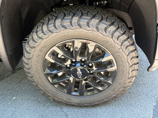 2026 Chevrolet Silverado 2500 HD LTZ - Photo 7