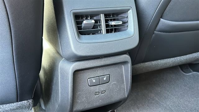 2025 Chevrolet Equinox EV RS - Photo 24