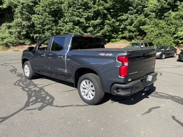 2022 Chevrolet Silverado 1500 Custom photo 3