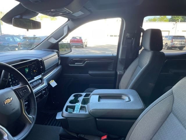 2025 Chevrolet Silverado 1500 LT - Photo 22