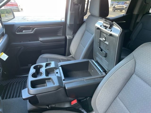 2025 Chevrolet Silverado 1500 LT - Photo 38