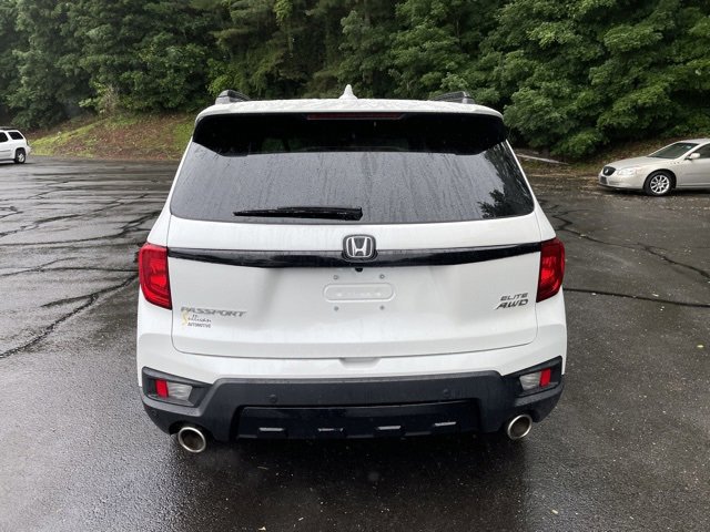 2022 Honda Passport Elite photo 3