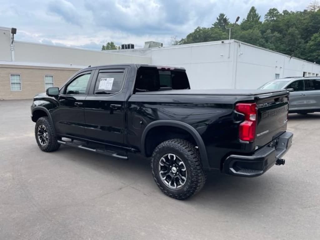Used 2024 Chevrolet Silverado 1500 ZR2 Truck
