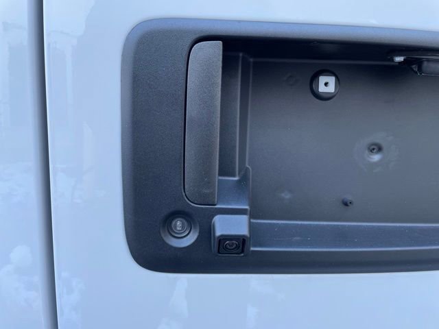 2025 Chevrolet Express Cargo Work Van - Photo 21