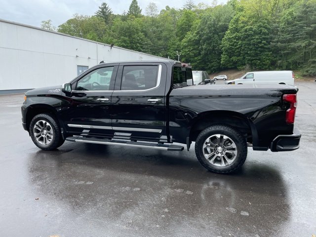 2024 Chevrolet Silverado 1500 High Country photo 4