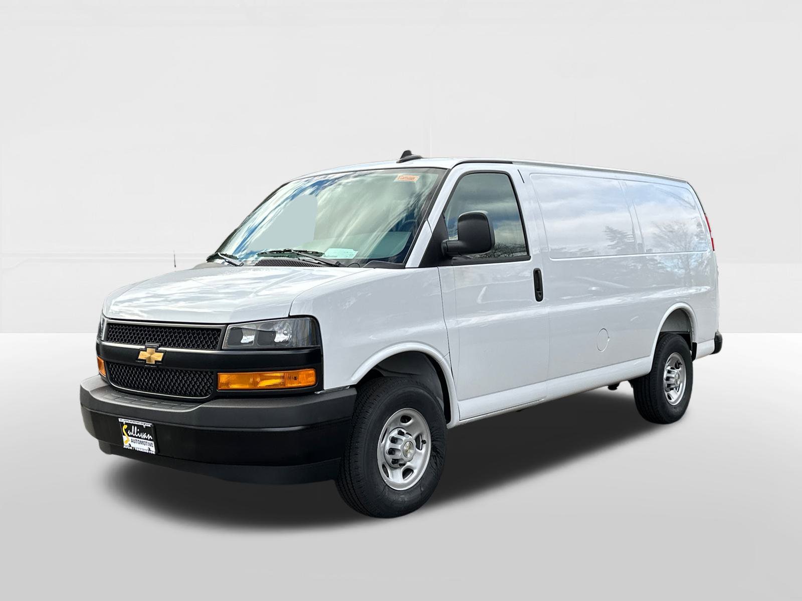 2025 Chevrolet Express Cargo Work Van's photo