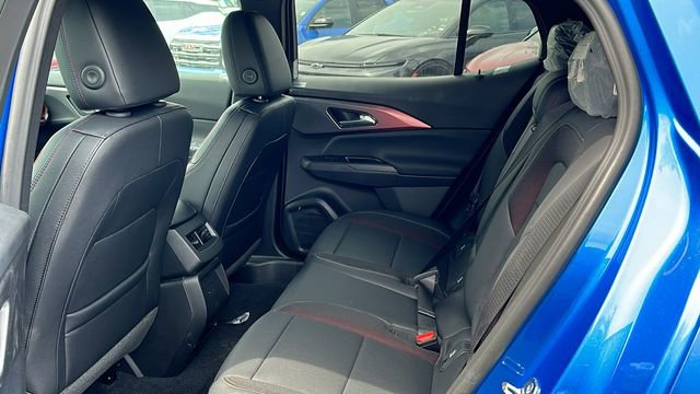 2025 Chevrolet Equinox EV RS - Photo 23