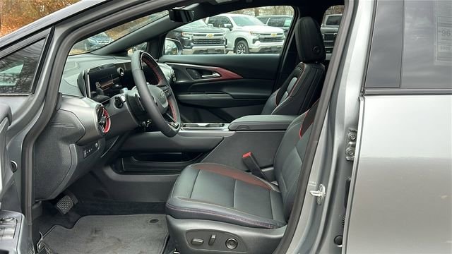 2026 Chevrolet Equinox EV RS - Photo 9