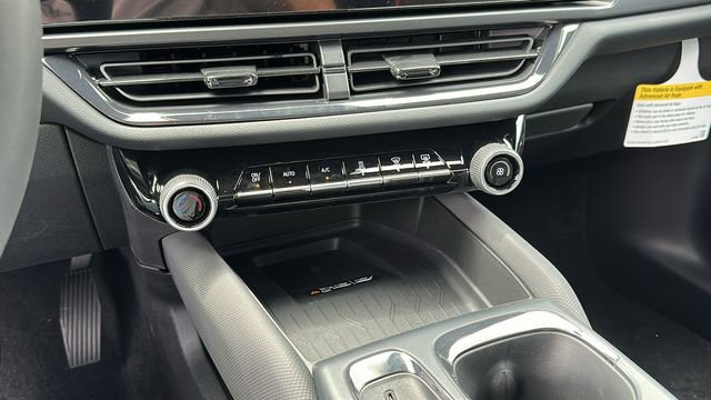 2025 Chevrolet Equinox EV RS - Photo 19