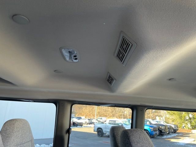2025 Chevrolet Express Cargo Work Van - Photo 31