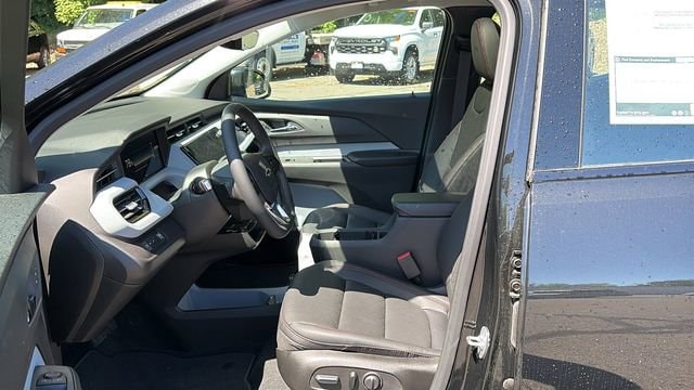 2027 Chevrolet Bolt RS - Photo 9