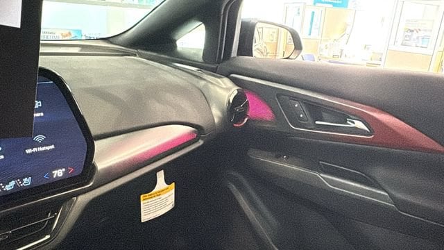 2025 Chevrolet Equinox EV RS - Photo 18