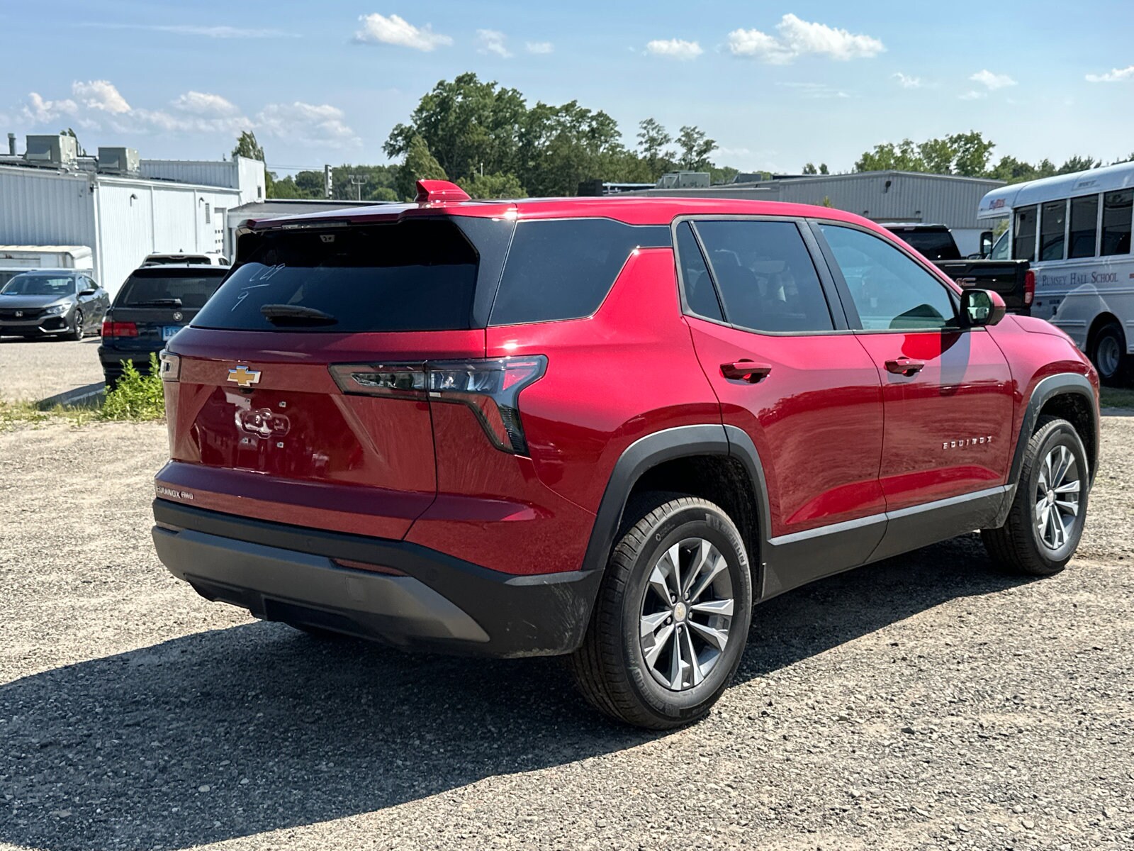 2026 Chevrolet Equinox LT photo 2