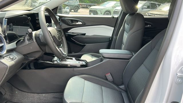 2026 Chevrolet Trax LT - Photo 10