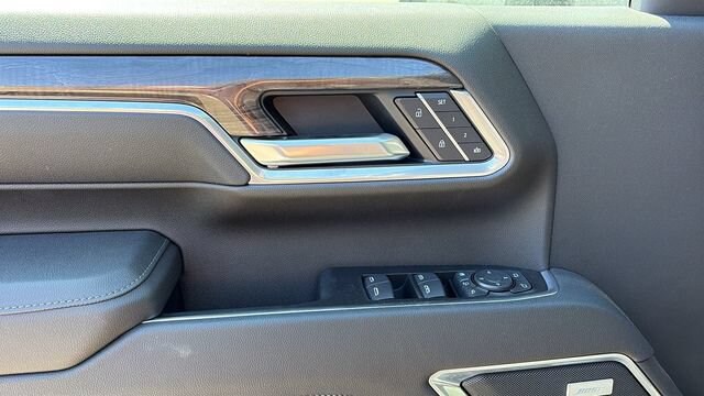2026 Chevrolet Silverado 2500 HD LTZ - Photo 9