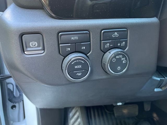 2025 Chevrolet Silverado 1500 LT - Photo 25