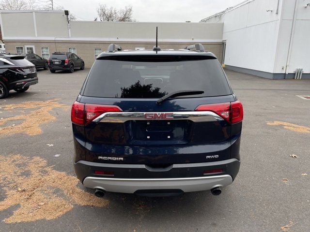 2017 Gmc Acadia SLT photo 2