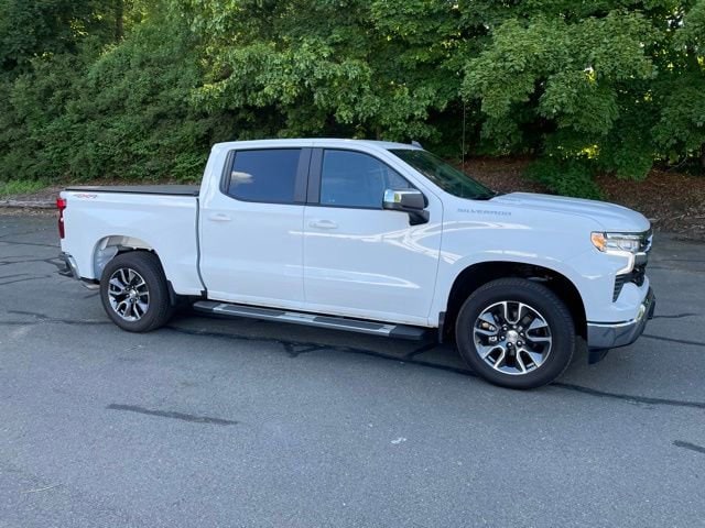 2025 Chevrolet Silverado 1500 LT - Photo 9