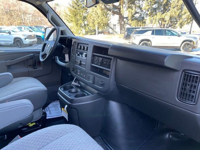 2025 Chevrolet Express Cargo Work Van - Photo 33