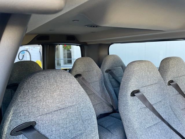 2025 Chevrolet Express Cargo Work Van - Photo 28