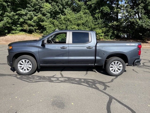 2022 Chevrolet Silverado 1500 Custom photo 2