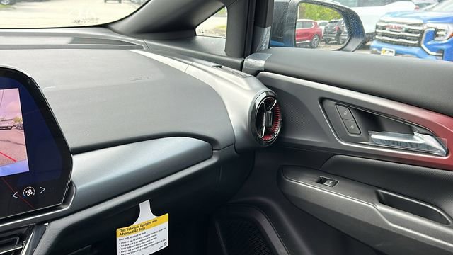 2025 Chevrolet Equinox EV RS - Photo 21