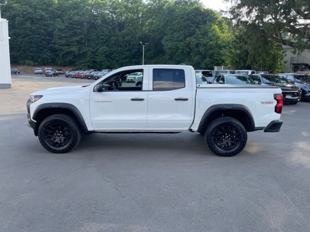 Used 2024 Chevrolet Colorado Trail Boss Truck