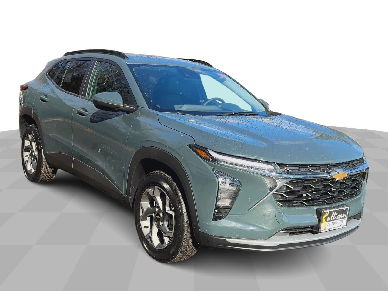 2025 Chevrolet Trax LT photo 2