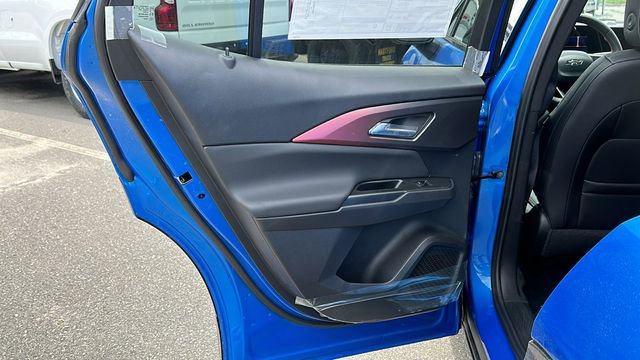 2025 Chevrolet Equinox EV RS - Photo 22