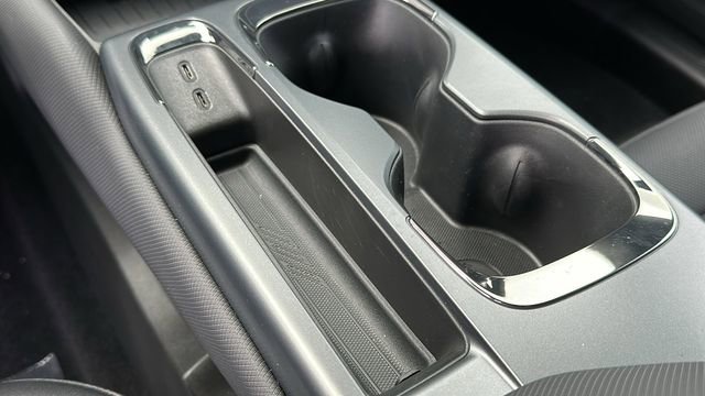 2025 Chevrolet Equinox EV RS - Photo 20