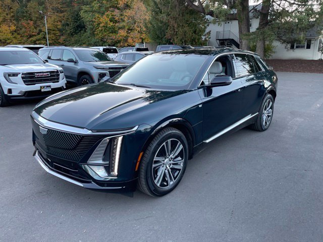 2025 CADILLAC LYRIQ Luxury 1 SUV
