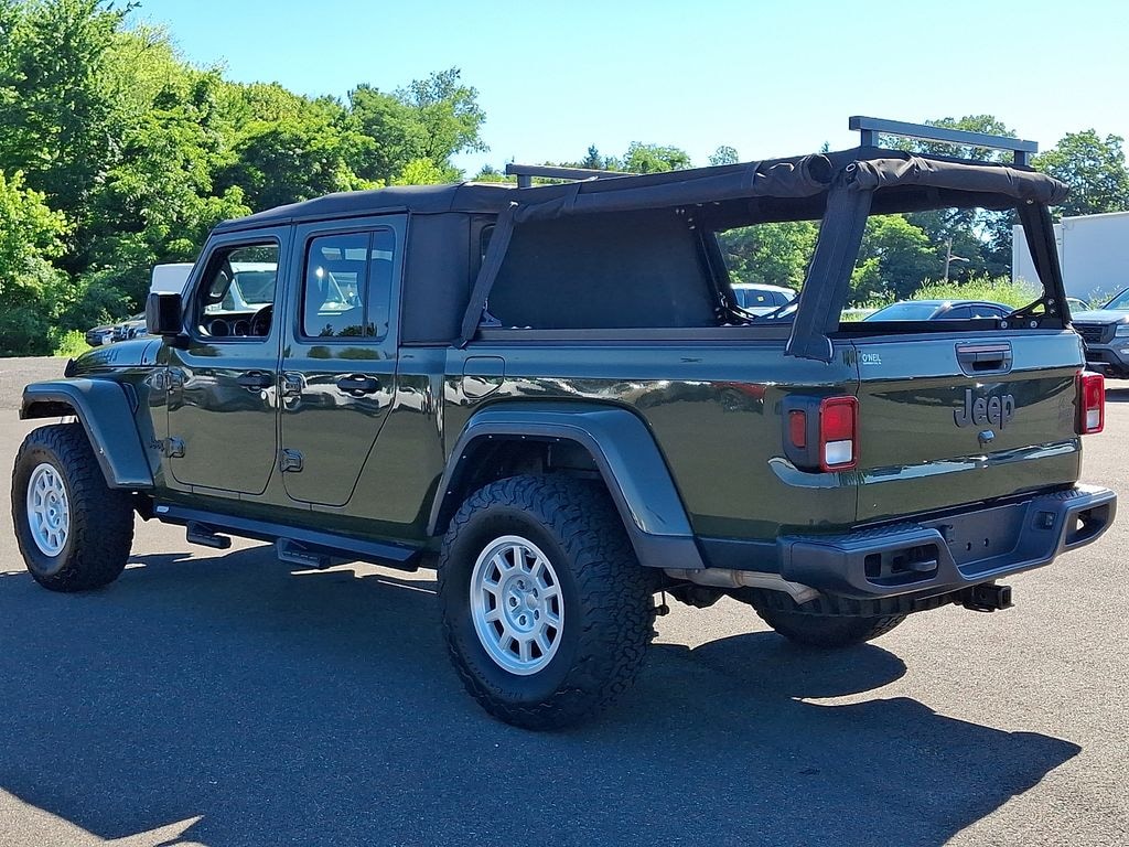 Used 2022 Jeep Gladiator Sport Truck Crew Cab