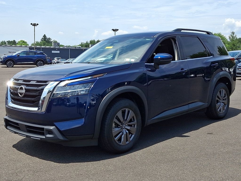 Used 2022 Nissan Pathfinder SV SUV