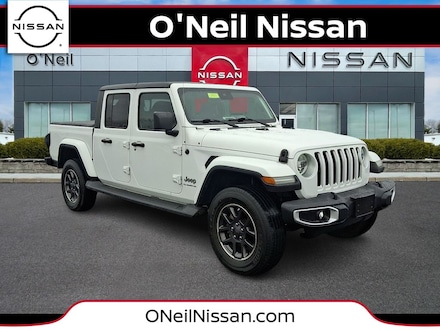 2020 Jeep Gladiator Overland Truck Crew Cab