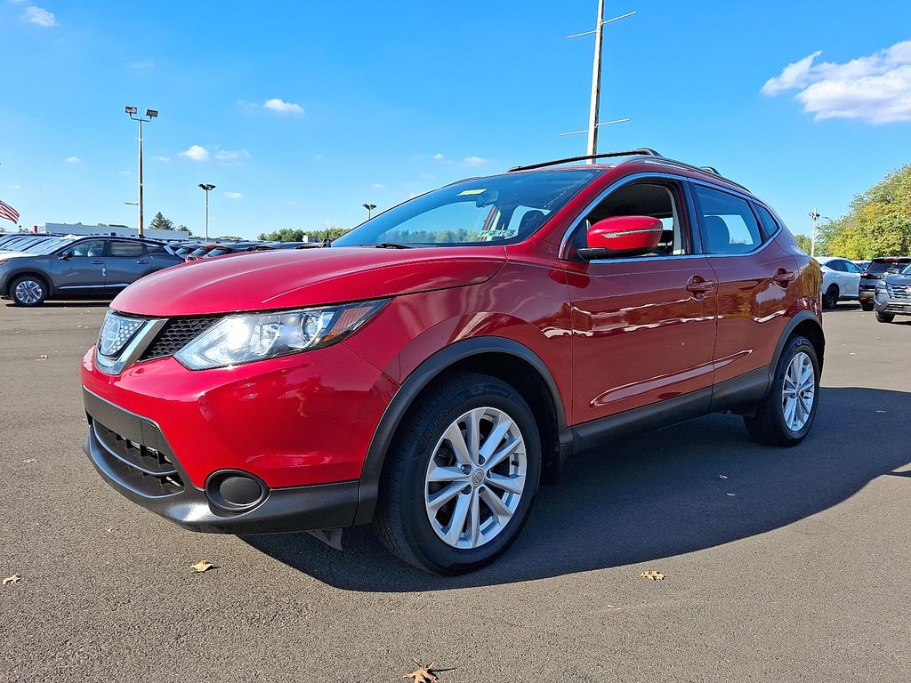 2018 Nissan Rogue Sport SV photo 3