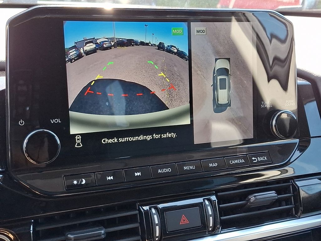 2023 Nissan Pathfinder SL - Photo 18