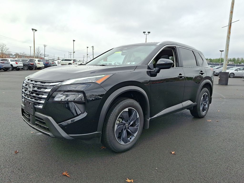 2024 Nissan Rogue SV photo 2