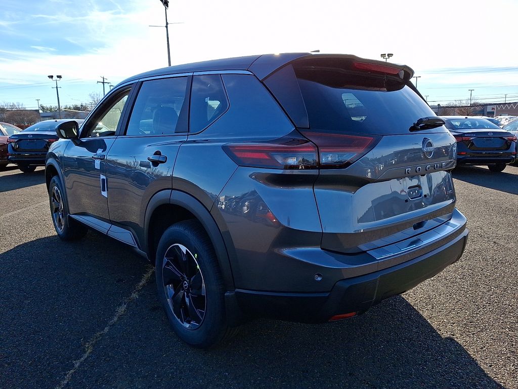 2026 Nissan Rogue SV photo 2