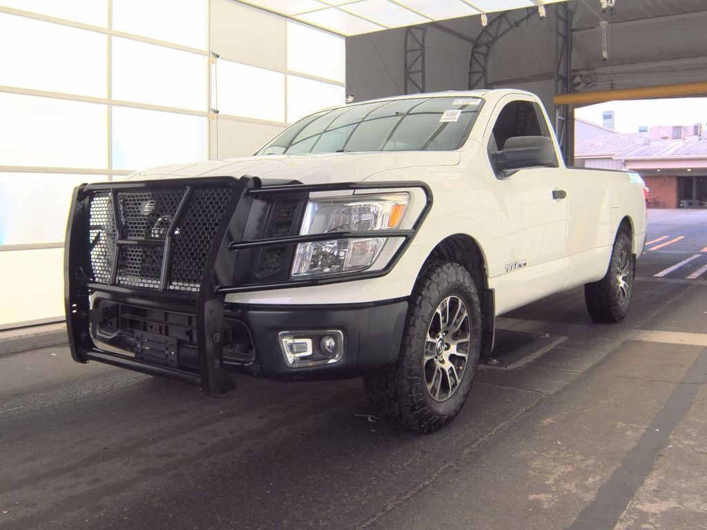 2017 Nissan Titan S photo 2