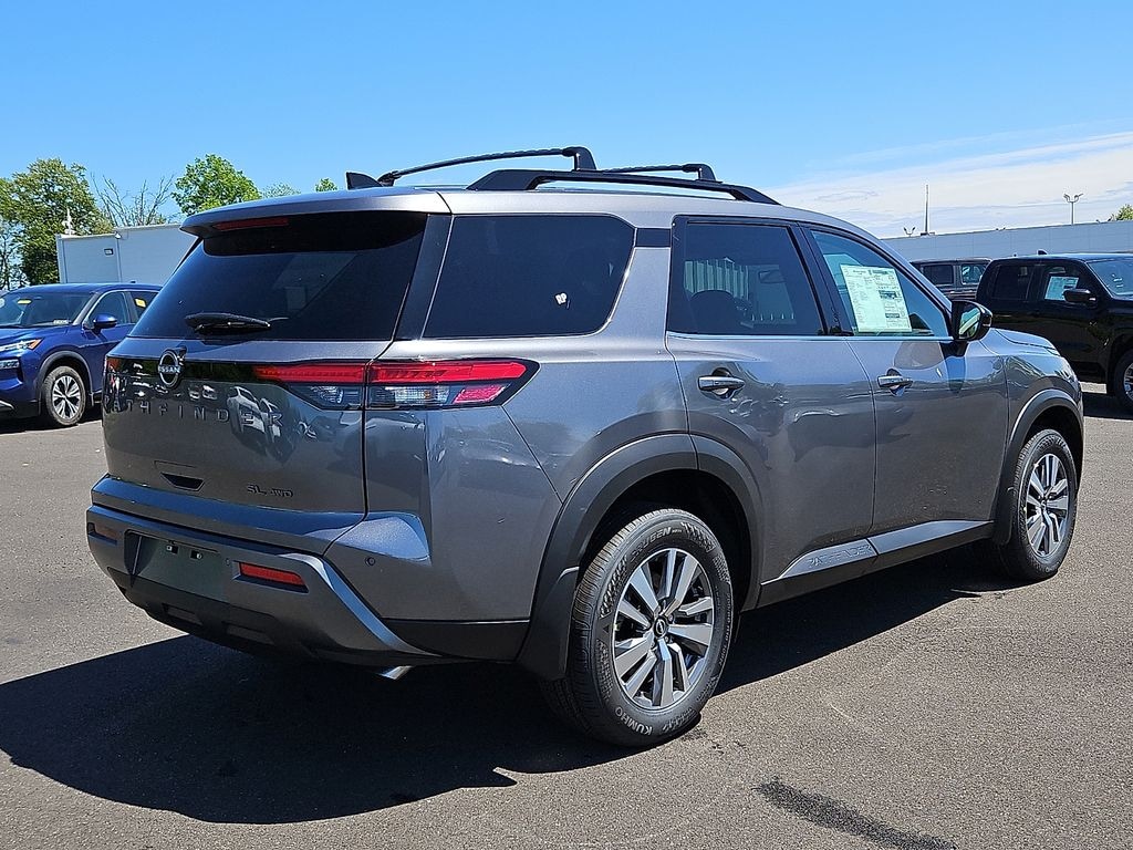 New 2026 Nissan Pathfinder SL SUV