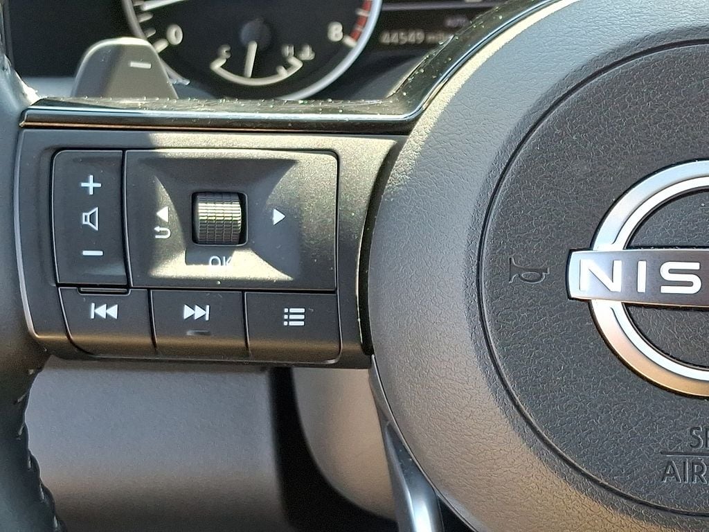 2023 Nissan Pathfinder SL - Photo 21