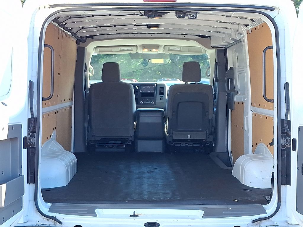 2021 Nissan NV Cargo SV - Photo 26