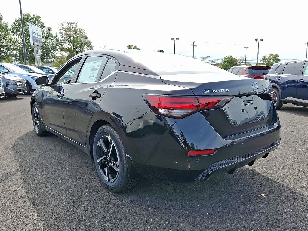 2025 Nissan Sentra SV photo 3