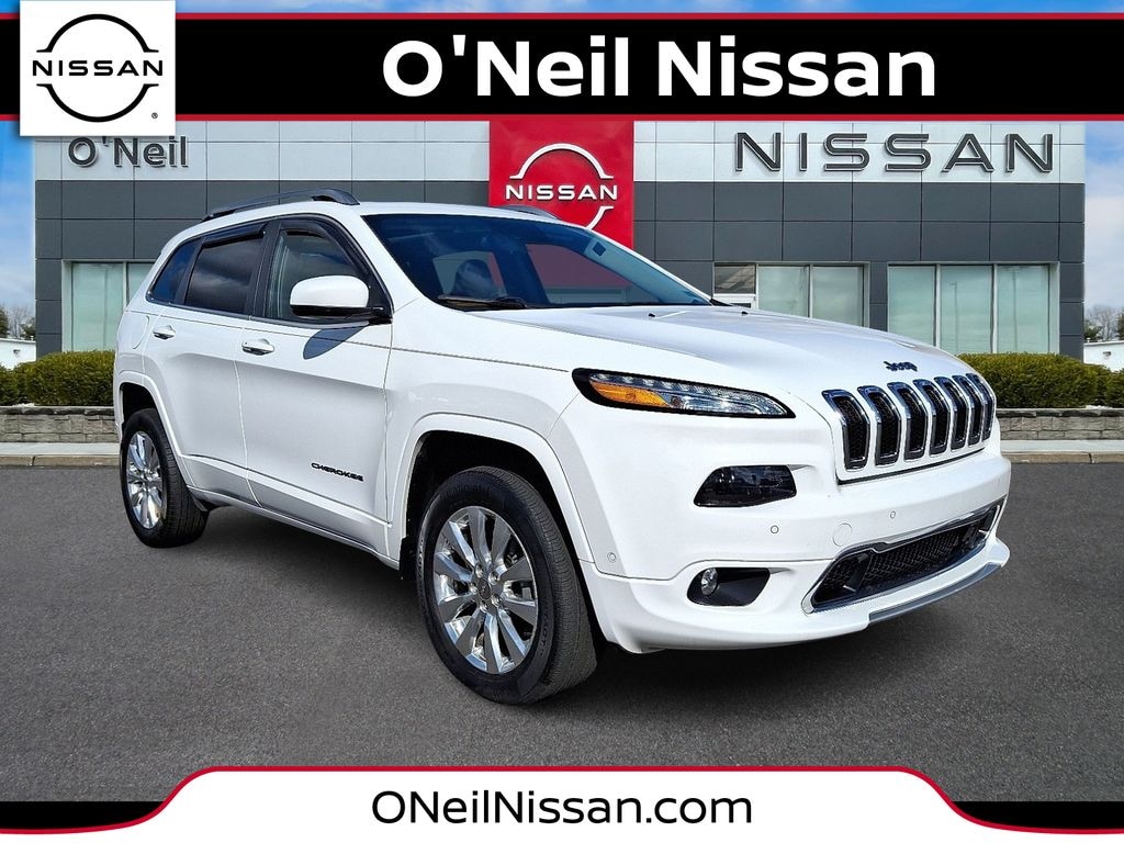 Used 2017 Jeep Cherokee Overland 4x4 SUV