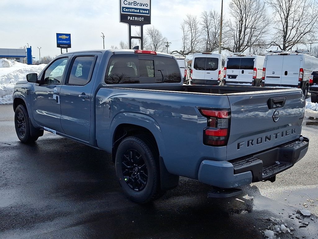 New 2026 Nissan Frontier SV Truck Crew Cab