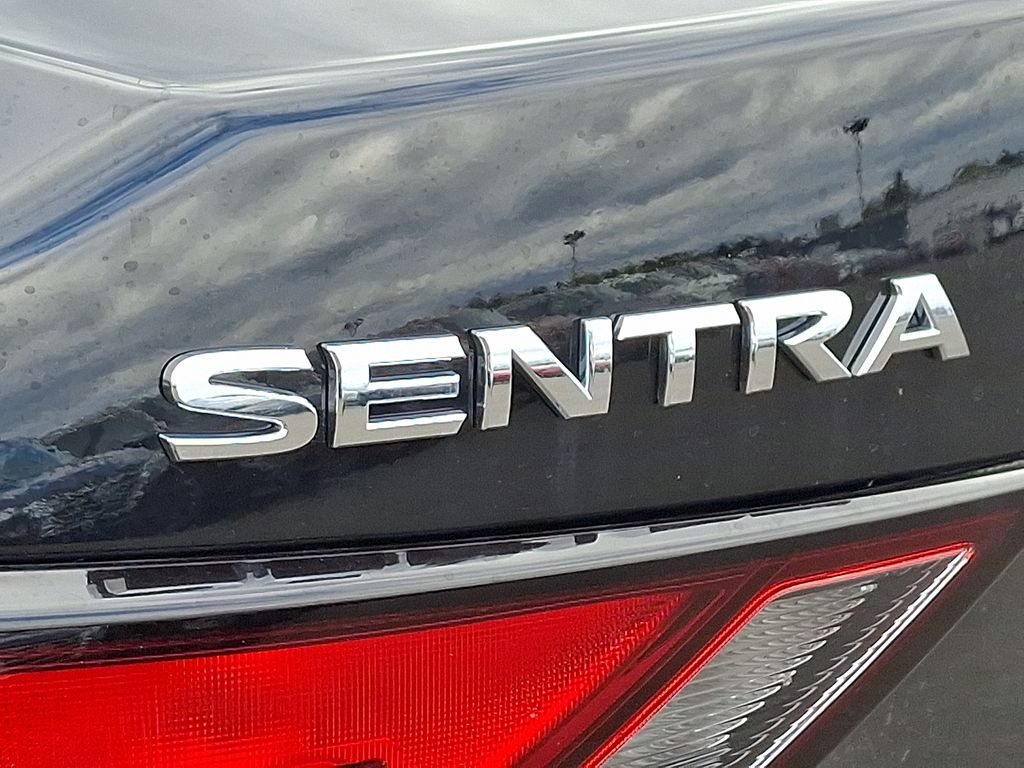 2025 Nissan Sentra SV - Photo 15