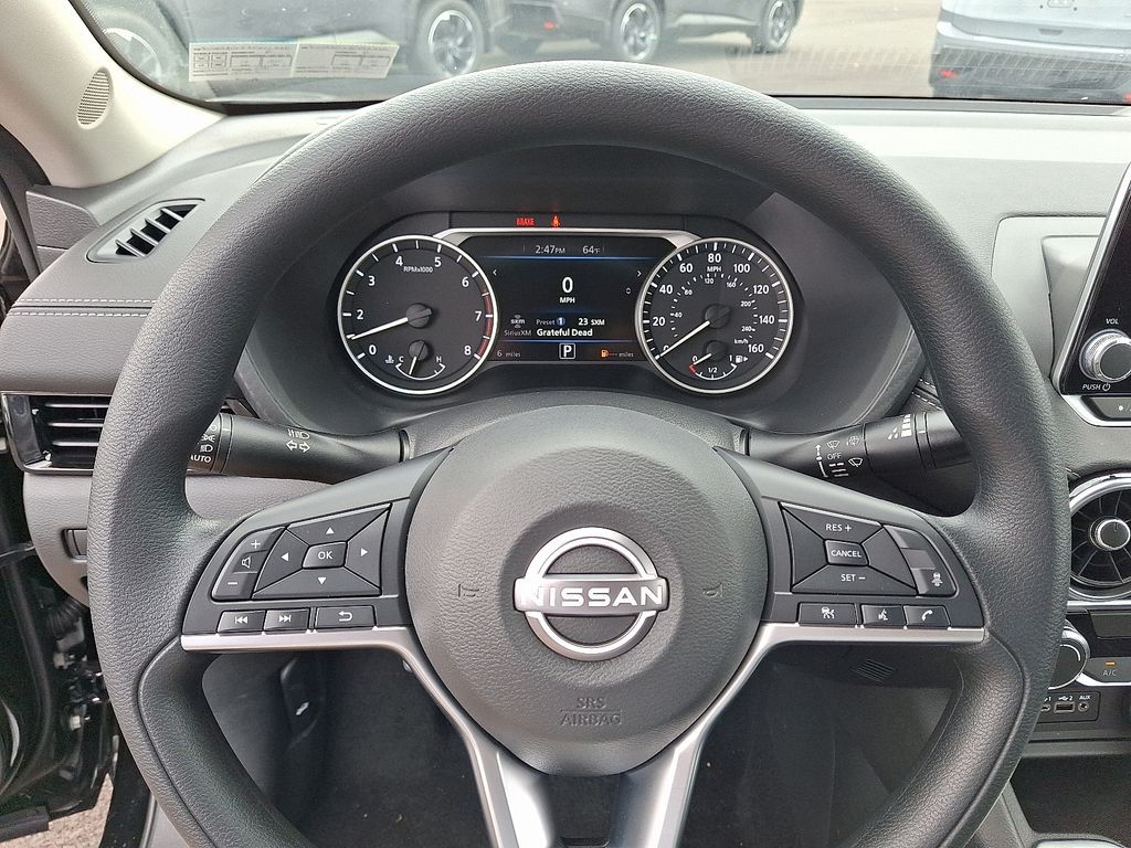 2025 Nissan Sentra SV - Photo 13