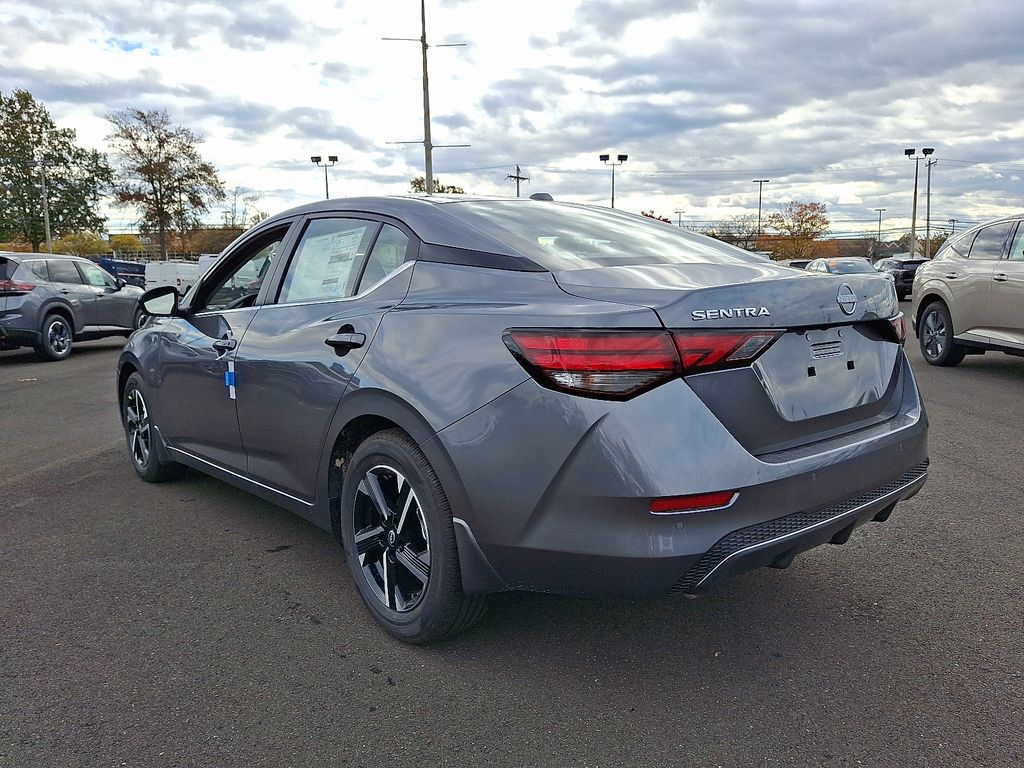 2025 Nissan Sentra SV photo 3